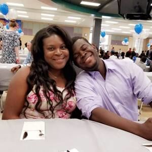 Meet your Posher, Kenisha